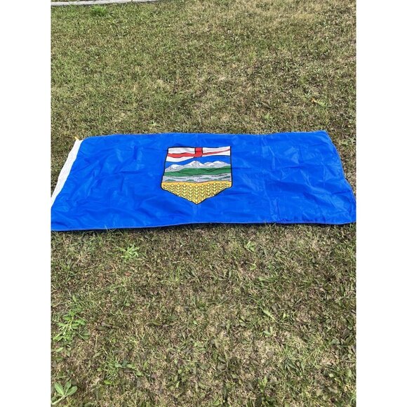 Vintage Canadian Provincial/Territorial Flag - Alberta - Picture 1 of 5